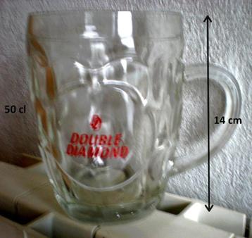 Double Diamond mok van 0,5 liter beschikbaar voor biedingen