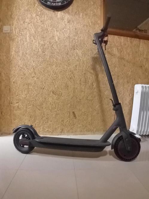 Xiaomi m365 pro elektrische step, 25 km/h , 30 km afstand, Fietsen en Brommers, Steps, Zo goed als nieuw, Ophalen of Verzenden