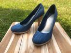 Schoen Marco Tozzi pump blauw jeans maat 40, Vêtements | Femmes, Chaussures, Enlèvement ou Envoi, Comme neuf, Bleu, Marco Tozzi