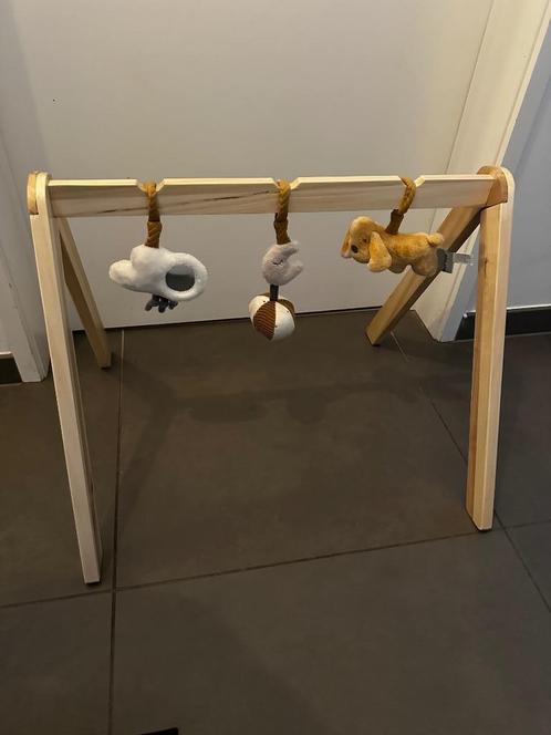 Nattou speelboog met speeltjes, Kinderen en Baby's, Speelgoed | Speelkleden, Nieuw, Ophalen