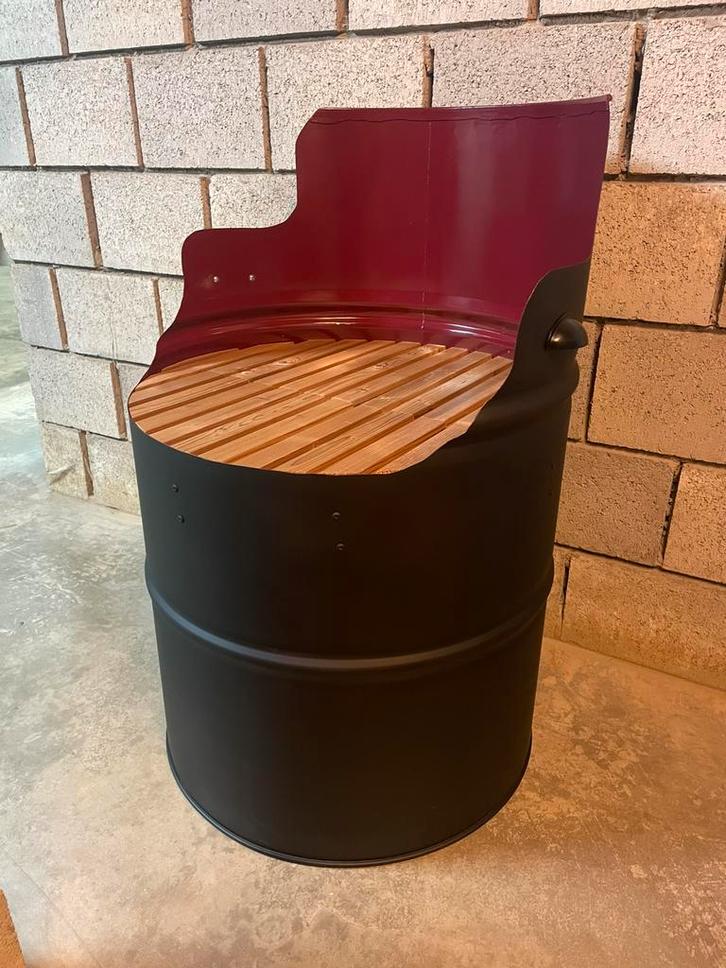 Olievat stoel, Tuin en Terras, Tuinstoelen, Zo goed als nieuw, Overige materialen, Stapelbaar, Ophalen