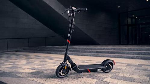 Audi egret pro step, Fietsen en Brommers, Steps, Zo goed als nieuw, Elektrische step (E-scooter), Ophalen of Verzenden