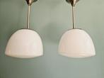 Art Deco hanglamp in wit opaline (4 stuks beschikbaar, Ophalen of Verzenden