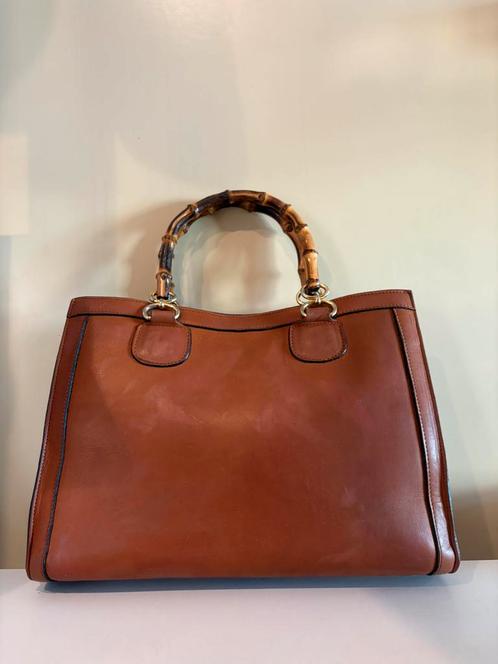 Vintage lederen handtas bamboe, Handtassen en Accessoires, Tassen | Damestassen, Handtas, Ophalen of Verzenden