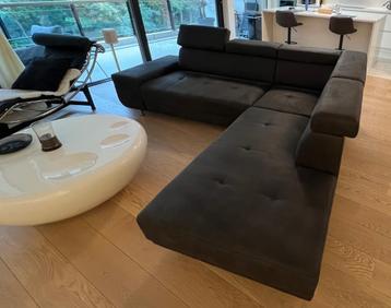 Hoekzetel leder 220x255 beschikbaar voor biedingen