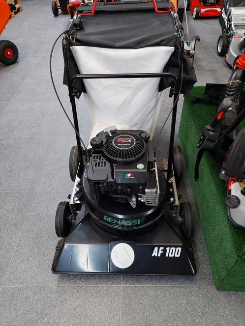 bladzuiger rijmodel met zuigmond - NIEUW - STOCKDEAL, Tuin en Terras, Bladblazers, Nieuw, Benzine, Met opvangzak, Met versnipperfunctie