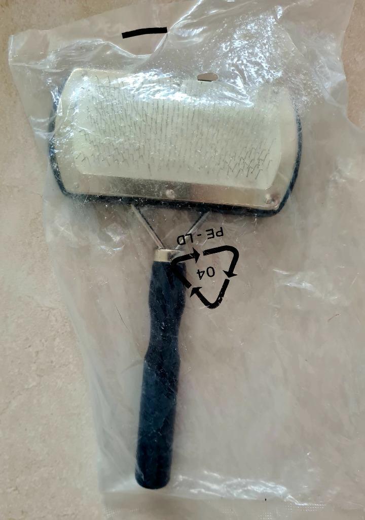 BROSSE CHAT CHIEN NEUVE, Animaux & Accessoires, Accessoires pour chats, Neuf, Enlèvement