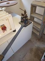 Metaalbuiger, Ophalen