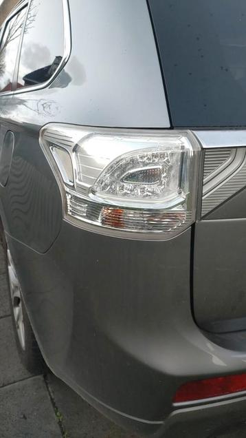 Achterlicht Led Links Mitsubishi Outlander PHEV 2011-2015  beschikbaar voor biedingen