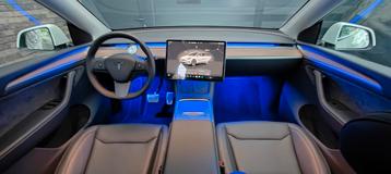 Tesla Model Y Upgrade kit ambient light beschikbaar voor biedingen