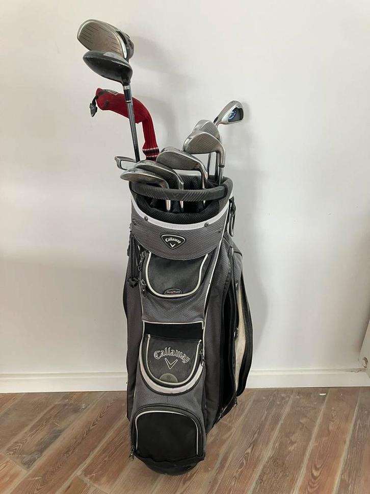 Sac de golf complet Callaway – 8 clubs gaucher, Sport en Fitness, Golf, Zo goed als nieuw, Tas, Callaway, Ophalen