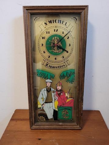 Saint Michel sigarettenreclameklok beschikbaar voor biedingen