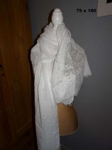 sjaals/foulards, Kleding | Dames, Mutsen, Sjaals en Handschoenen, Ophalen of Verzenden, Zo goed als nieuw, Sjaal