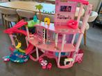 Barbiehuis zeer mooie staat, Kinderen en Baby's, Speelgoed | Poppenhuizen, Ophalen, Zo goed als nieuw, Accessoires