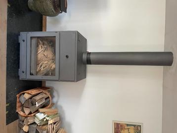 houtkachel met watersysteem beschikbaar voor biedingen