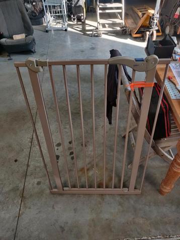 Traphekje kinderhekje  beschikbaar voor biedingen