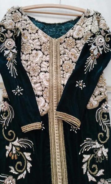 groene caftan / henna jurk met riem maat 38 /40 beschikbaar voor biedingen