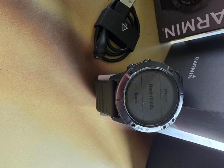 GARMIN FENIX 6 PRO SOLAR, Handtassen en Accessoires, Smartwatches, Zo goed als nieuw, Android, Zwart, Afstand, Calorieverbanding