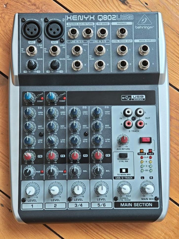 Behringer XENYX Q802USB - Table de mixage (N 6), Musique & Instruments, Tables de mixage, Utilisé, 5 à 10 canaux, Entrée micro