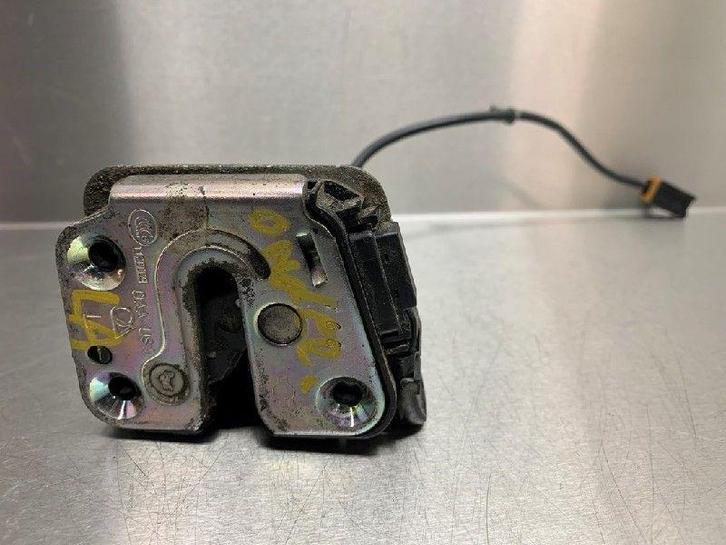 SERRURE DE PORTE RODS ARRIÈRE GAUCHE Nissan Navara (D40), Autos : Pièces & Accessoires, Autres pièces automobiles, Nissan, Utilisé