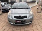 Toyota Yaris 1.3 benzine van 2006 177000 km onderhoudboekje, Auto's, Toyota, Bedrijf, Zilver of Grijs, 64 kW, 5 zetels