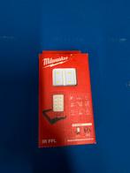 Milwaukee lampe, LED portable, Doe-het-zelf en Bouw, Gereedschap | Handgereedschap, Ophalen of Verzenden, Zo goed als nieuw