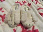 witte pantoffels - Maat 37 - zo goed als nieuw - sloffen, Ophalen of Verzenden, Zo goed als nieuw, Pantoffels of Sloffen