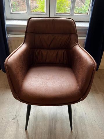 4x Nieuwe Stoelen - Cognac Kleur met Zwarte Poten set van 4 beschikbaar voor biedingen