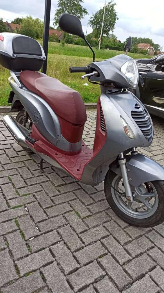 Honda PES125I, Motoren, Ophalen of Verzenden, Gebruikt