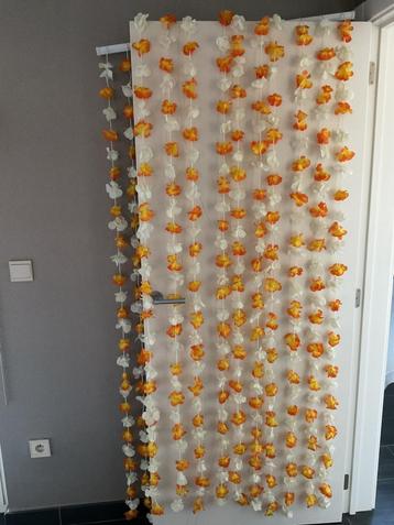 Bloemengordijn deurhanger beschikbaar voor biedingen