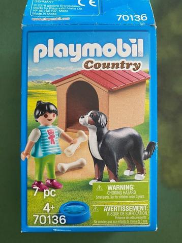 Playmobil Set 70136 Country - Meisje met grote hond beschikbaar voor biedingen
