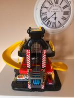 Autogarage met autootjes, Ophalen, Zo goed als nieuw