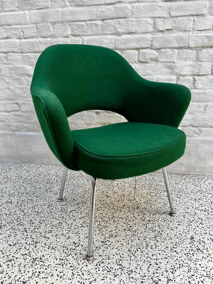 Unieke Vintage Knoll Saarinen Executive Arm Chair, Huis en Inrichting, Stoelen, Zo goed als nieuw, Stof, Ophalen