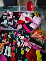 Barbie - Set d'accessoires vintage, Enfants & Bébés, Jouets | Poupées, Enlèvement, Utilisé, Barbie