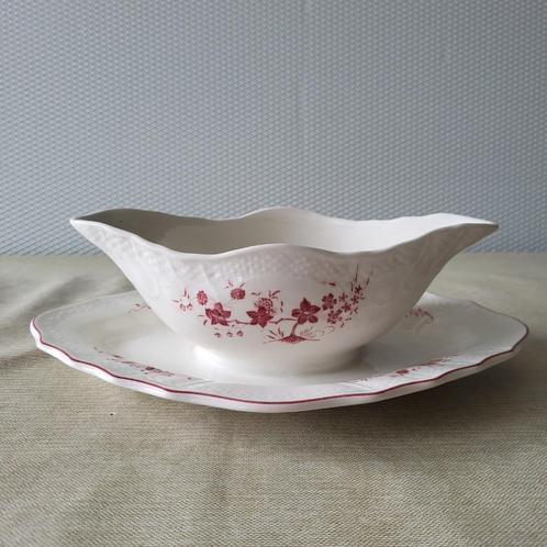 Zware sauskom met rood bloemendessin Boch Belgium, Antiek en Kunst, Antiek | Servies los, Ophalen