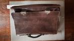 Boekentas aktetas Yves Renard oud logo te koop, Handtassen en Accessoires, Koffers, Ophalen, Gebruikt, 35 tot 45 cm, Minder dan 50 cm