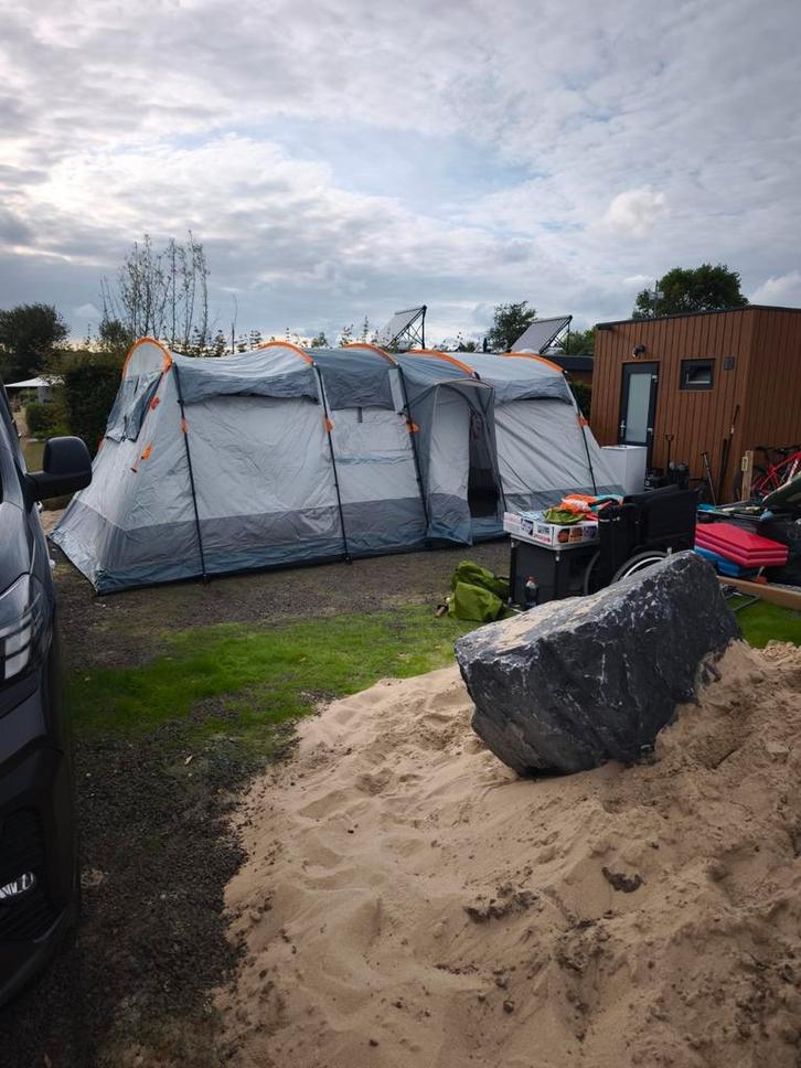 Skandika hurricane 8 personen, Caravans en Kamperen, Tenten, Zo goed als nieuw, Ophalen