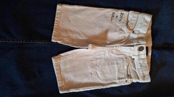 Short jean blanc IKKS 5 ans disponible aux enchères