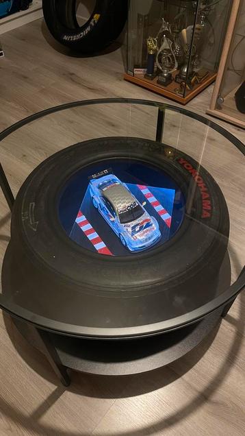 Raceband salon tafel beschikbaar voor biedingen