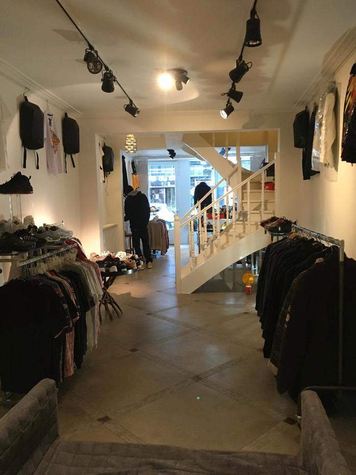 Fond de commerce Prêt-à-Porter & Chaussures, Immo, Huizen en Appartementen te koop, Brussel, tot 200 m², Vrijstaande woning