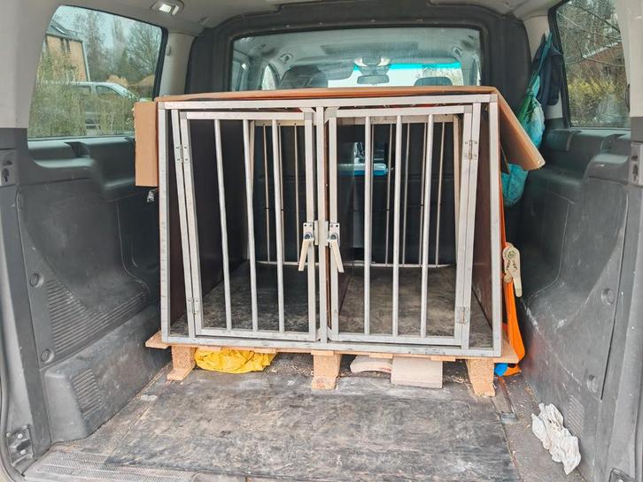 Double cage transport grand chien (type berger allemand), Animaux & Accessoires, Boîtes de transport, Enlèvement