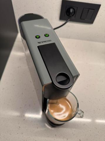 Machine KRUPS Nespresso beschikbaar voor biedingen