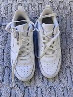 Nike Sneakers wit - maatje 38,5, Wit, Nike, Ophalen of Verzenden, Sneakers