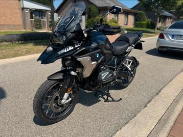 BMW 1250 GS (2022) TRIPPLE BLACK beschikbaar voor biedingen