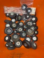 wielen en oude modelbouw onderdelen, Hobby en Vrije tijd, Ophalen of Verzenden, Gebruikt