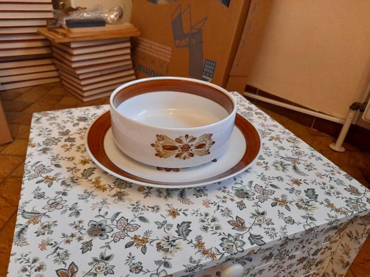 Plat profond et assiette assortie allemand - Kahla fin 1970, Antiek en Kunst, Antiek | Porselein, Ophalen