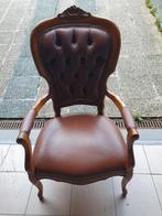 Iconische zetel met Chesterfield format reugleuning., Antiek en Kunst, Ophalen