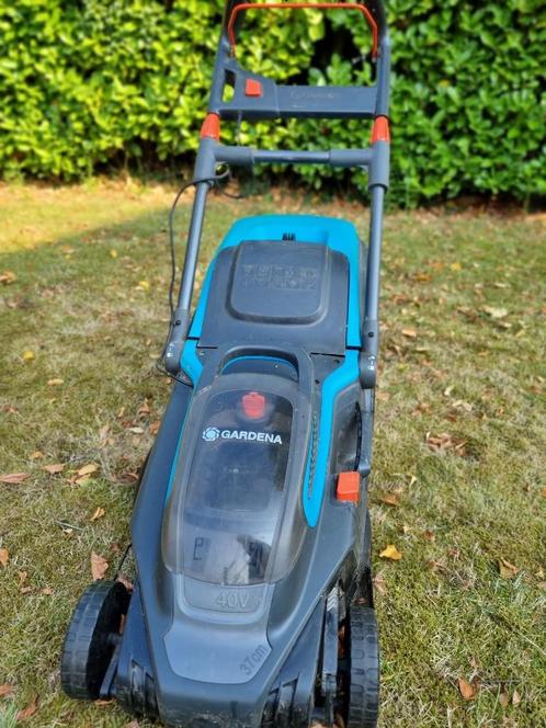 Gardena PowerMax grasmaaier 40V 37cm, Tuin en Terras, Grasmaaiers, Gebruikt, Accu-grasmaaier, 30 t/m 39 cm, Cirkelmaaier, Elektrische starter