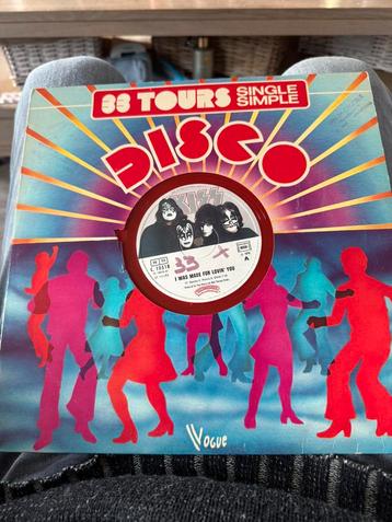 Kiss I was Made for loving you beschikbaar voor biedingen