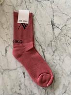 the attico licht roze kousen 1 maat, Vêtements | Femmes, Chaussettes & Bas, Neuf, Chaussettes et Chaussettes genoux, Rose, Autres tailles